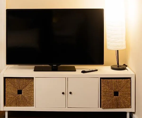 Lovely In Historical Center Wifi Apartamento *